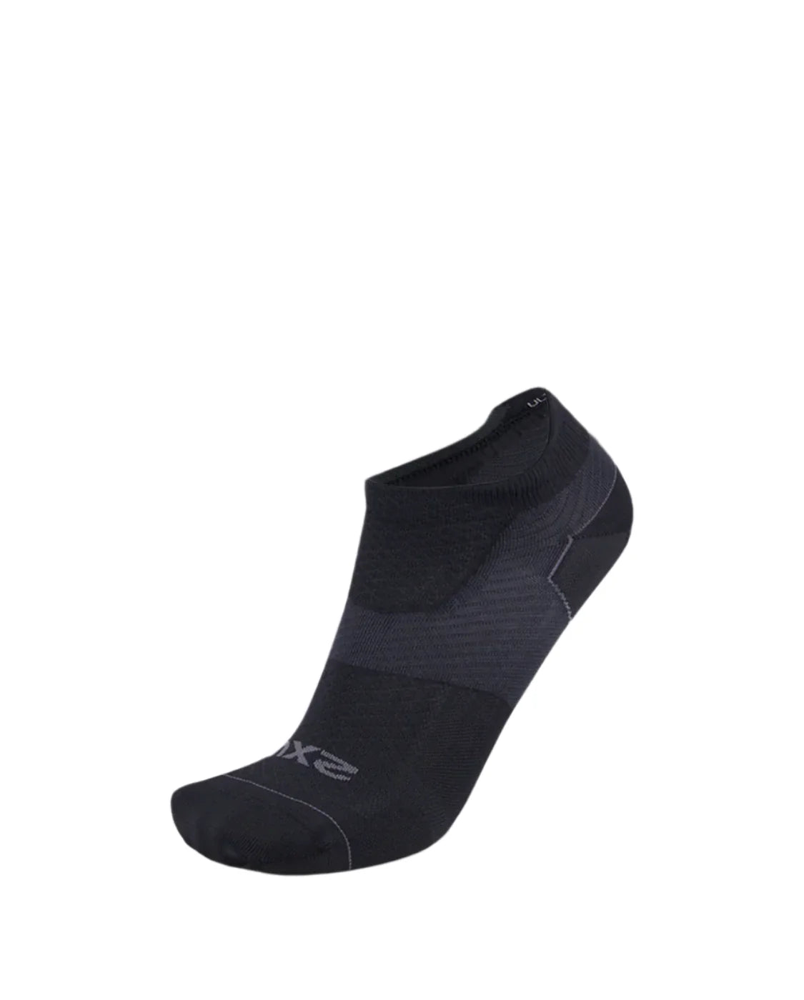 2XU UA7027E Vectr Ultralight No Show Running Socks (Black/Titanium) | Cycling Gears Hub