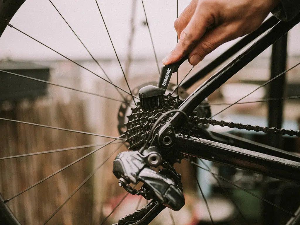 Dynamic Drivetrain Detailing Brush | Cycling Gears Hub - Cycling Gears Hub
