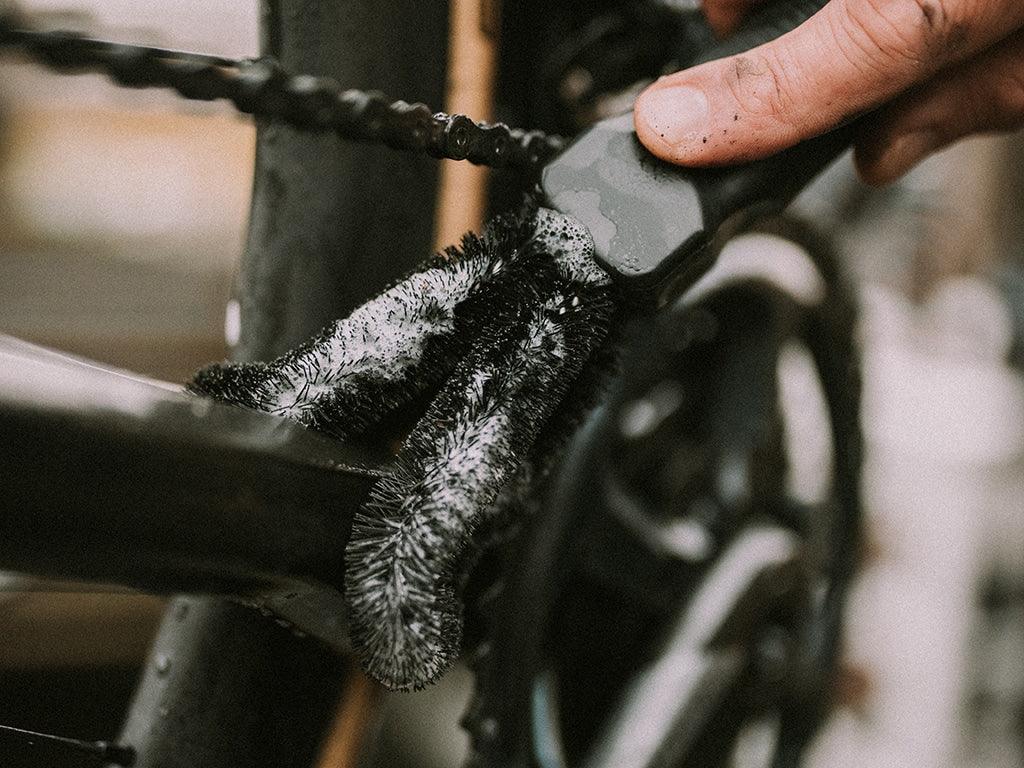 Dynamic Two Prong Brush | Cycling Gears Hub - Cycling Gears Hub