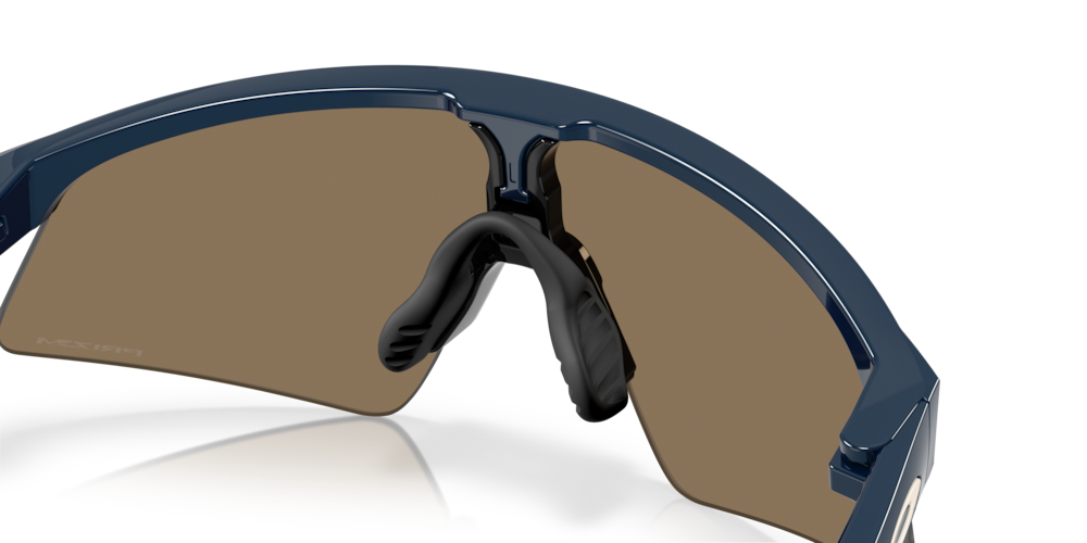 Oakley Sunglass Resistor Sweep (Youth Fit) with Prizm Gold Lens