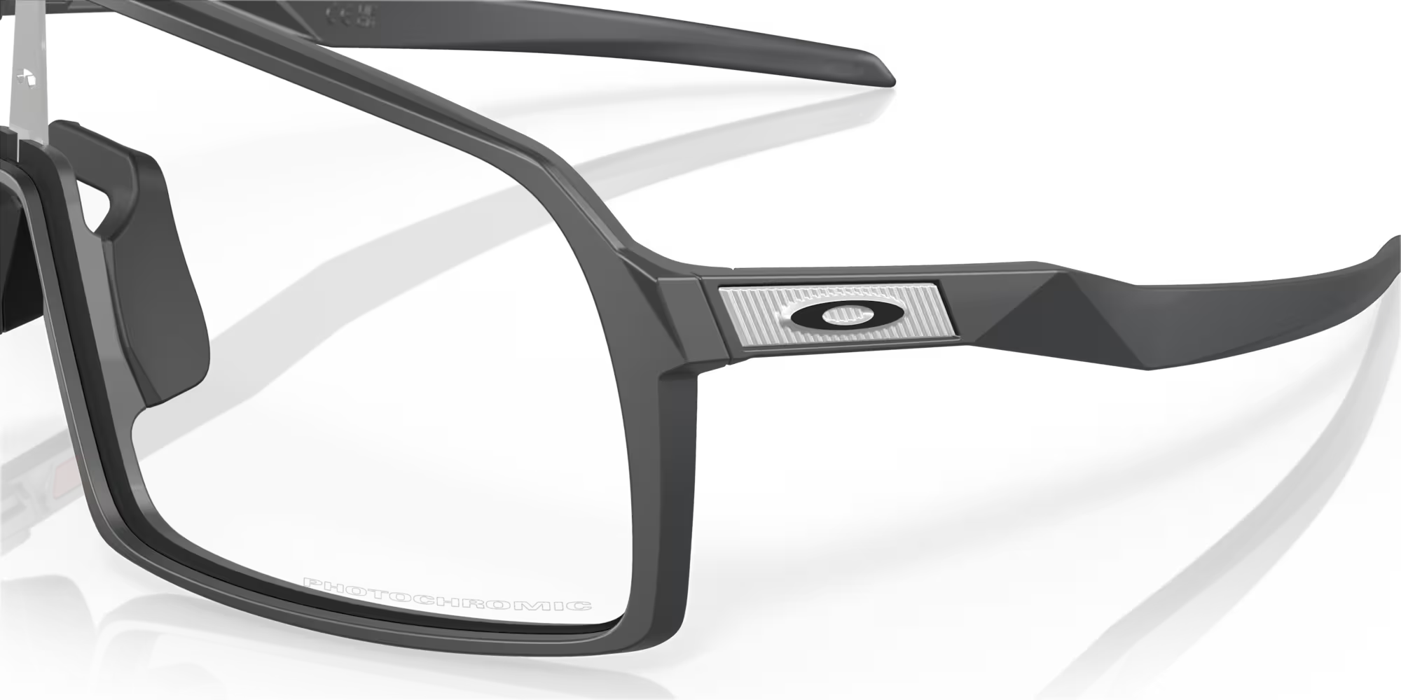 Oakley Sutro Sunglasses – Clear to Black Iridium Photochromic Lenses with Matte Carbon Frame
