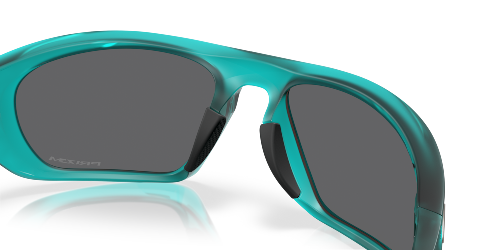 Oakley Sunglass Lateralis prizm black Lenses with matte transparent arctic surf Frame