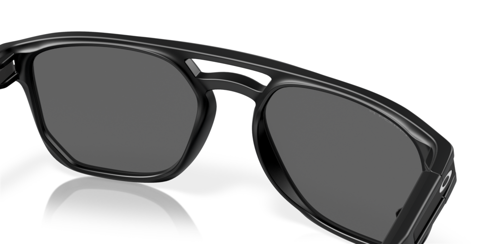Oakley Sunglass Latch™ Beta prizm black polarized Lenses with matte black Frame