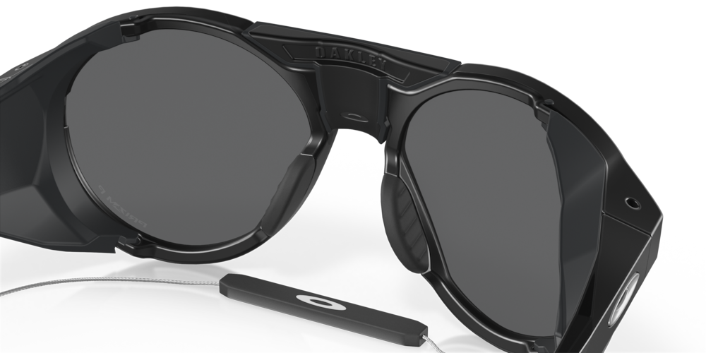Oakley sunglass Clifden prizm black polarized Lenses with matte black Frame