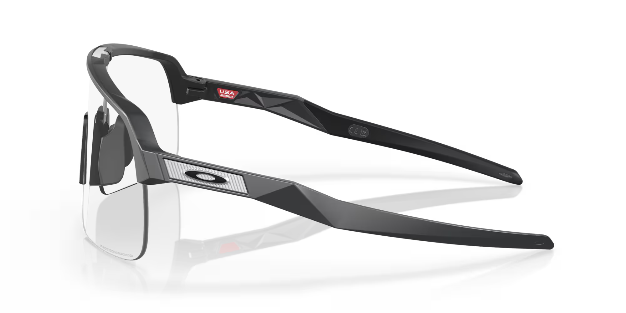 Oakley Sutro Lite Sunglasses – Clear to Black Iridium Photochromic Lenses with Matte Carbon Frame