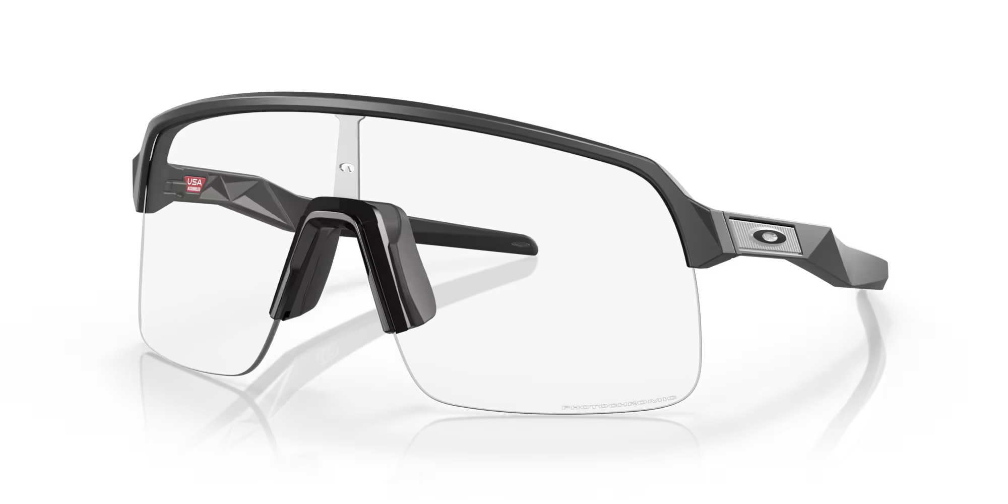 Oakley Sutro Lite Sunglasses – Clear to Black Iridium Photochromic Lenses with Matte Carbon Frame