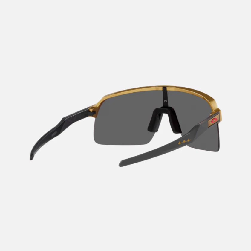 Oakley Sutro Lite Sport Sunglasses – Prizm Black Lenses with Olympic Gold Frame