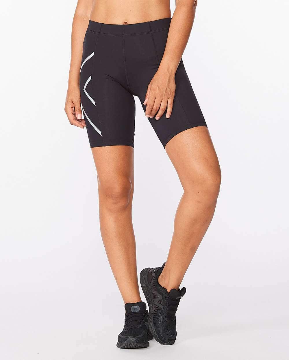 2XU WA4481B Core 4 Inch Women's Compression Shorts (Black/Silver) | Cycling Gears Hub