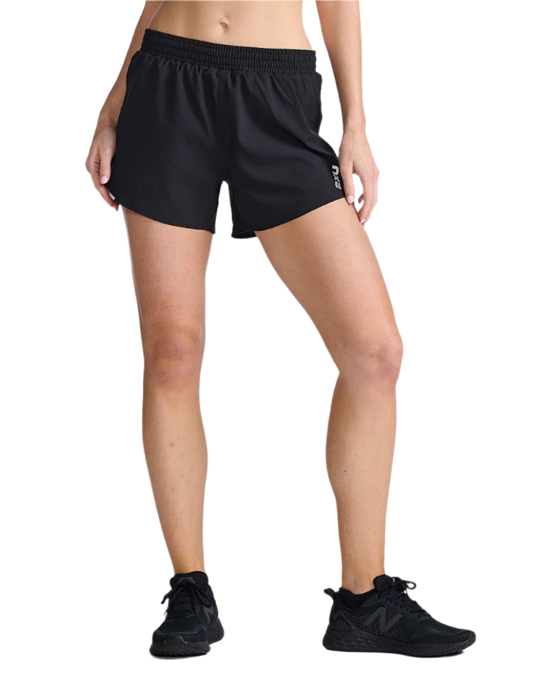 2XU WR6935B Aero 5 Inch Women's Running Shorts (Black/Silver Reflective) | Cycling Gears Hub