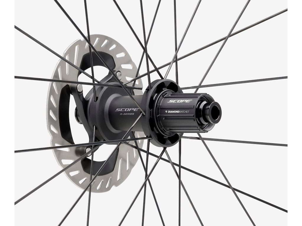 SCOPE WHEELSET DISCBRAKE R6 65MM DEEP 11SPEED SHIMANO BLACK DECALS