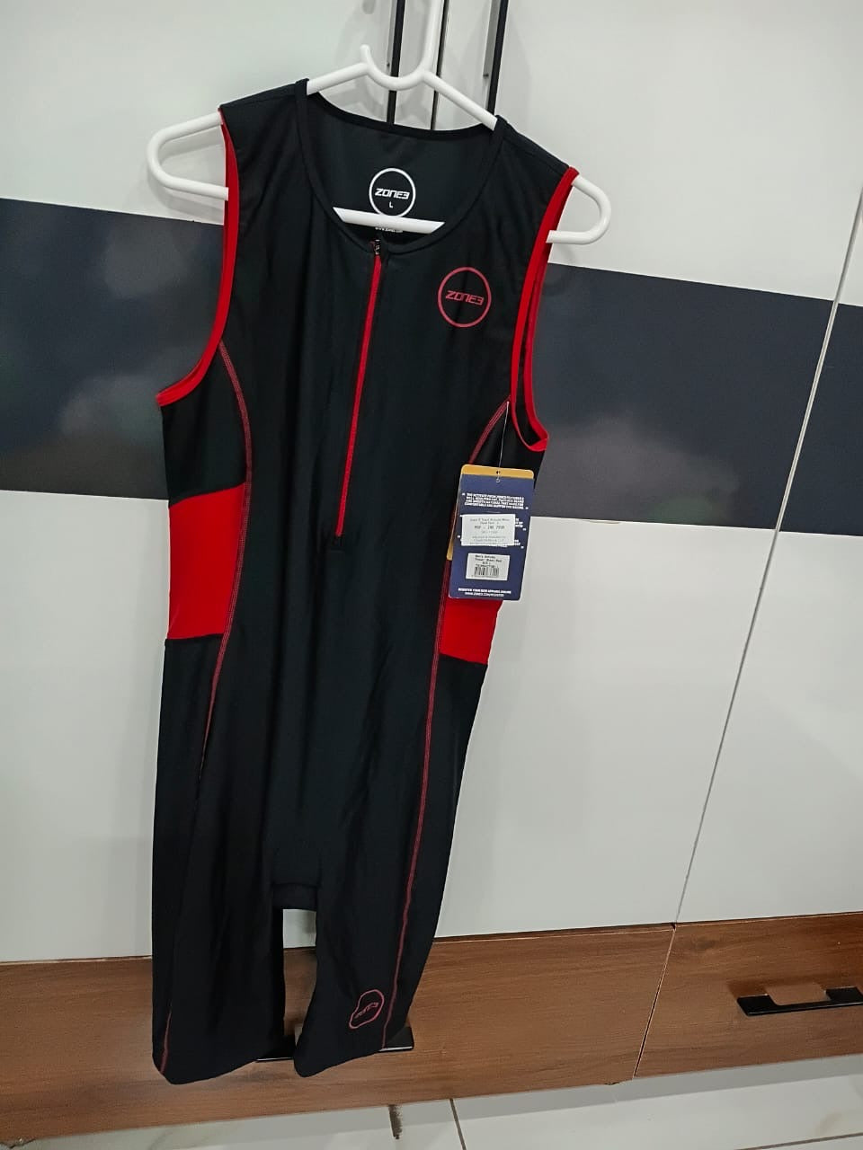 Zone3 Activate Men's Triathlon Suit Black Red - Sleeveless Trisuit with Waffle Back Panel|Cycling Gears Hub