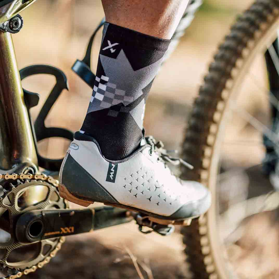 SOX X-Black Minimalist Crew Socks – Performance Sports Crew | Breathable & Moisture-Wicking