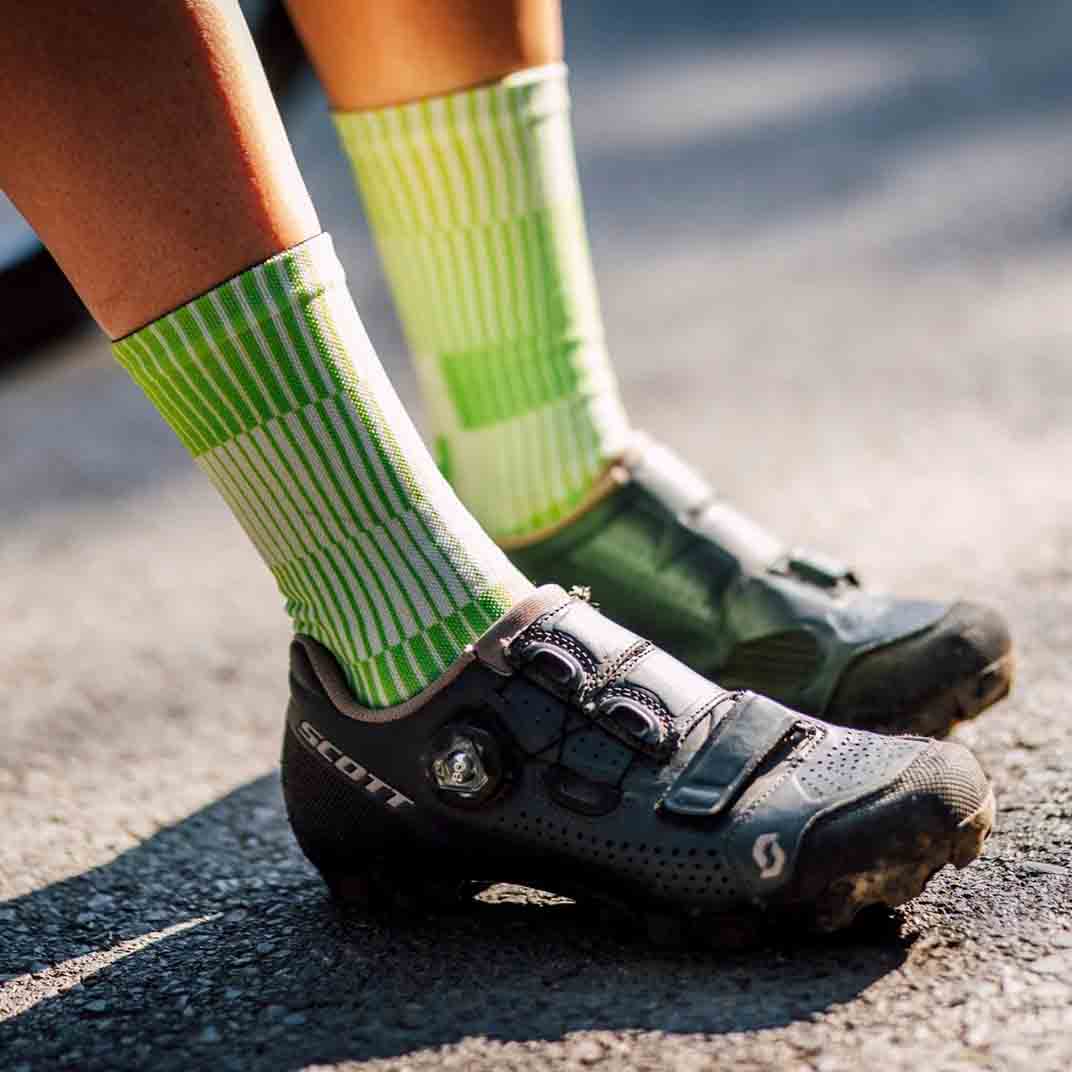 SOX Slight Green Minimalist Crew Socks – Modern Everyday Crew | Lightweight Breathable Comfort