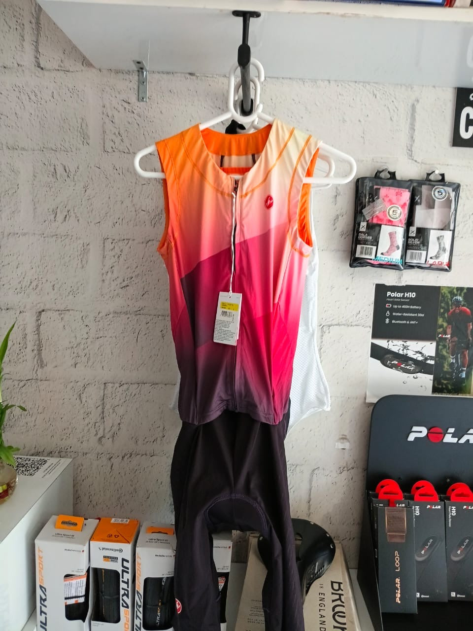 Castelli Free Sanremo 3 Women's Sleeveless Triathlon Suit Small - Long Distance Aero Race Trisuit | Cycling Gears Hub