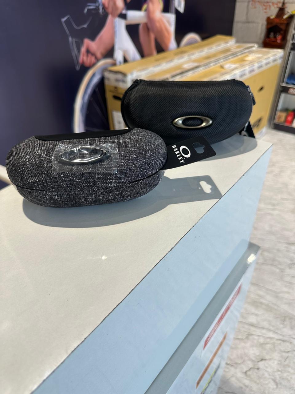 Oakley Magnetic Hard Case for Sunglasses