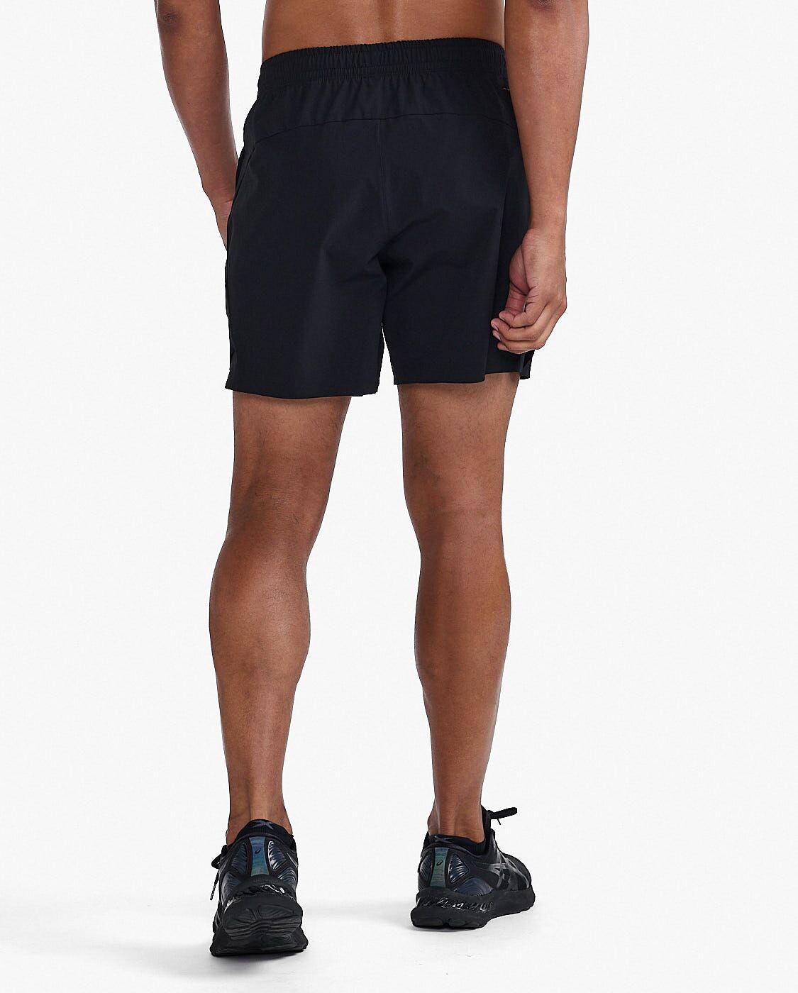 2XU MR6986B Motion 6 Inch Men's Running Shorts (Black/Black) | Cycling Gears Hub