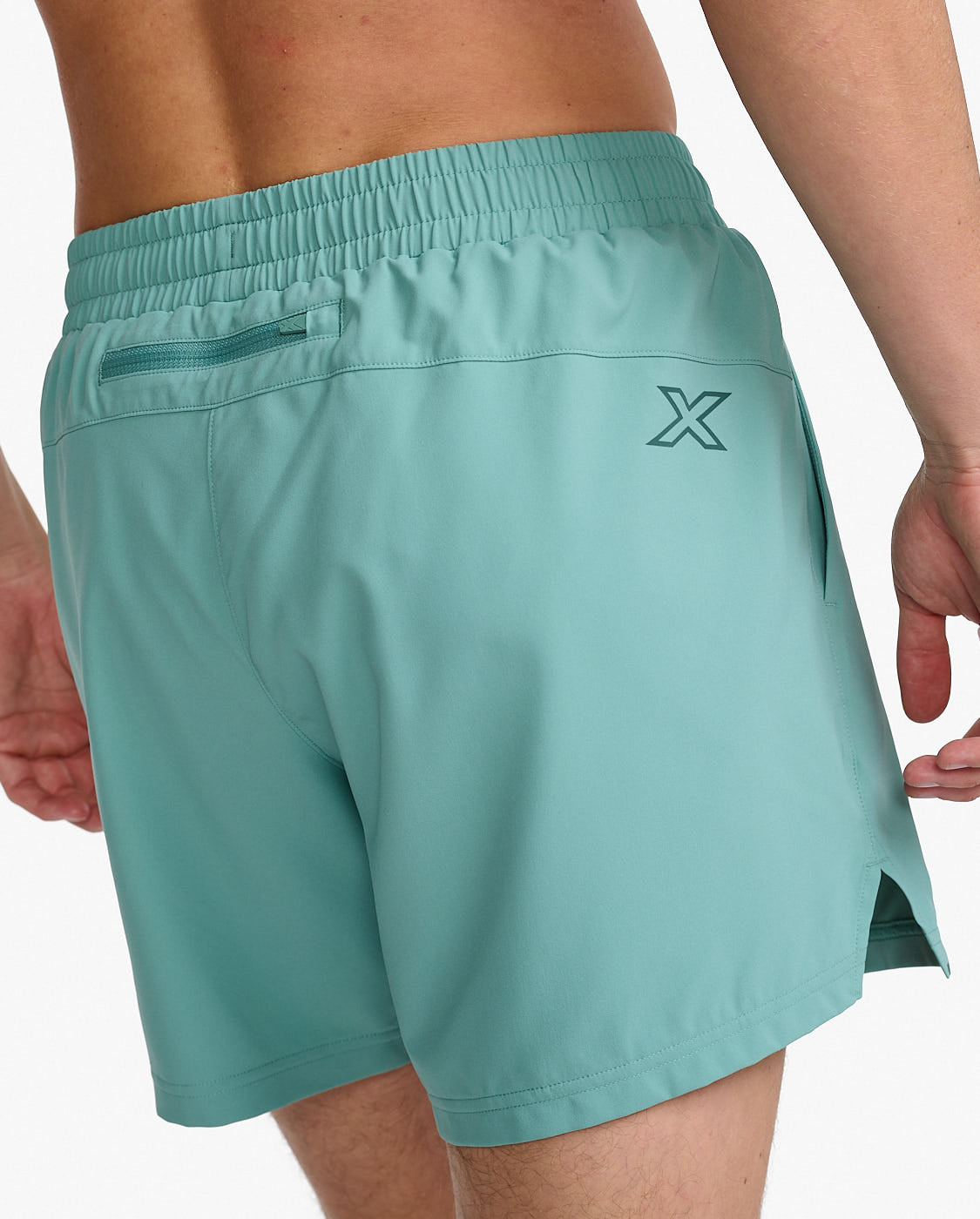 2XU MR6904B Aero 7 Inch Men's Running Shorts (Raft/Pine Reflective) | Cycling Gears Hub