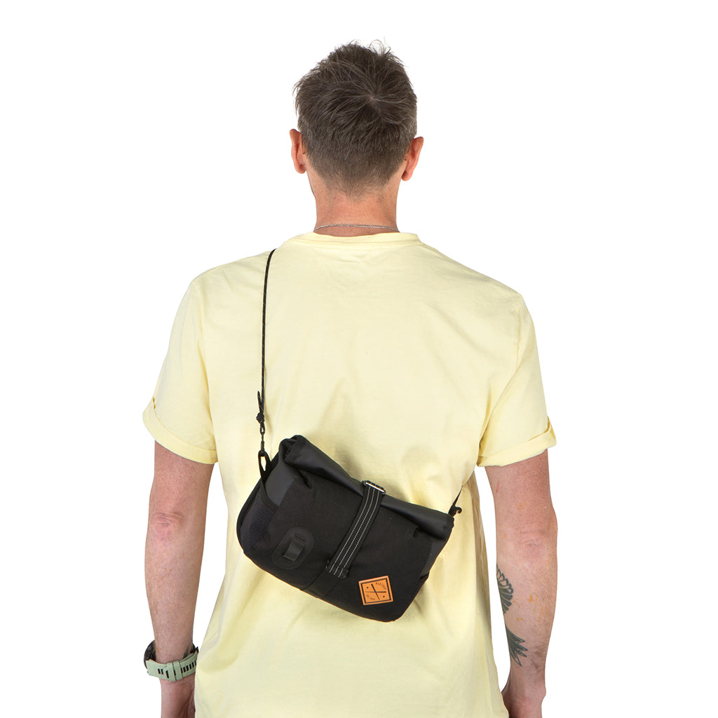 RESTRAP ROLLTOP CANISTER BAG-BLACK