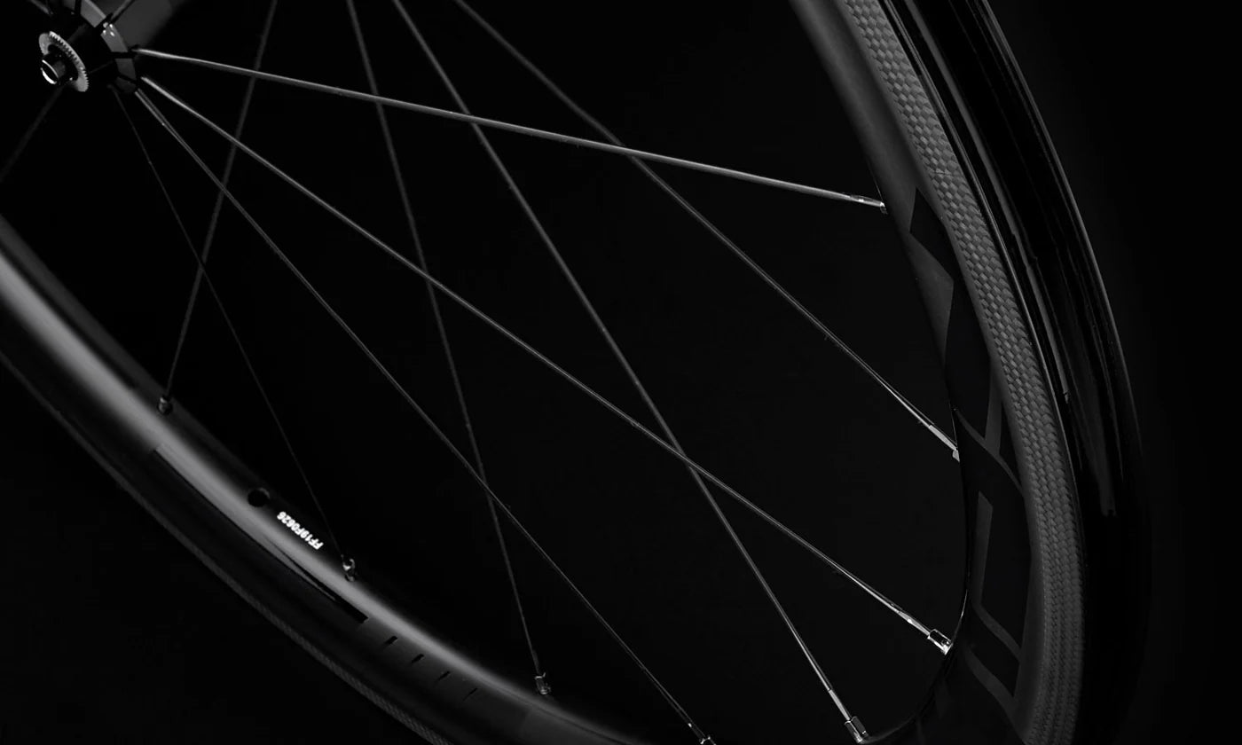 FFWD F4R FCC Carbon Tubeless Ready Rim Brake Wheelset - Shimano hub Color-Matt Black | Cycling Gears Hub