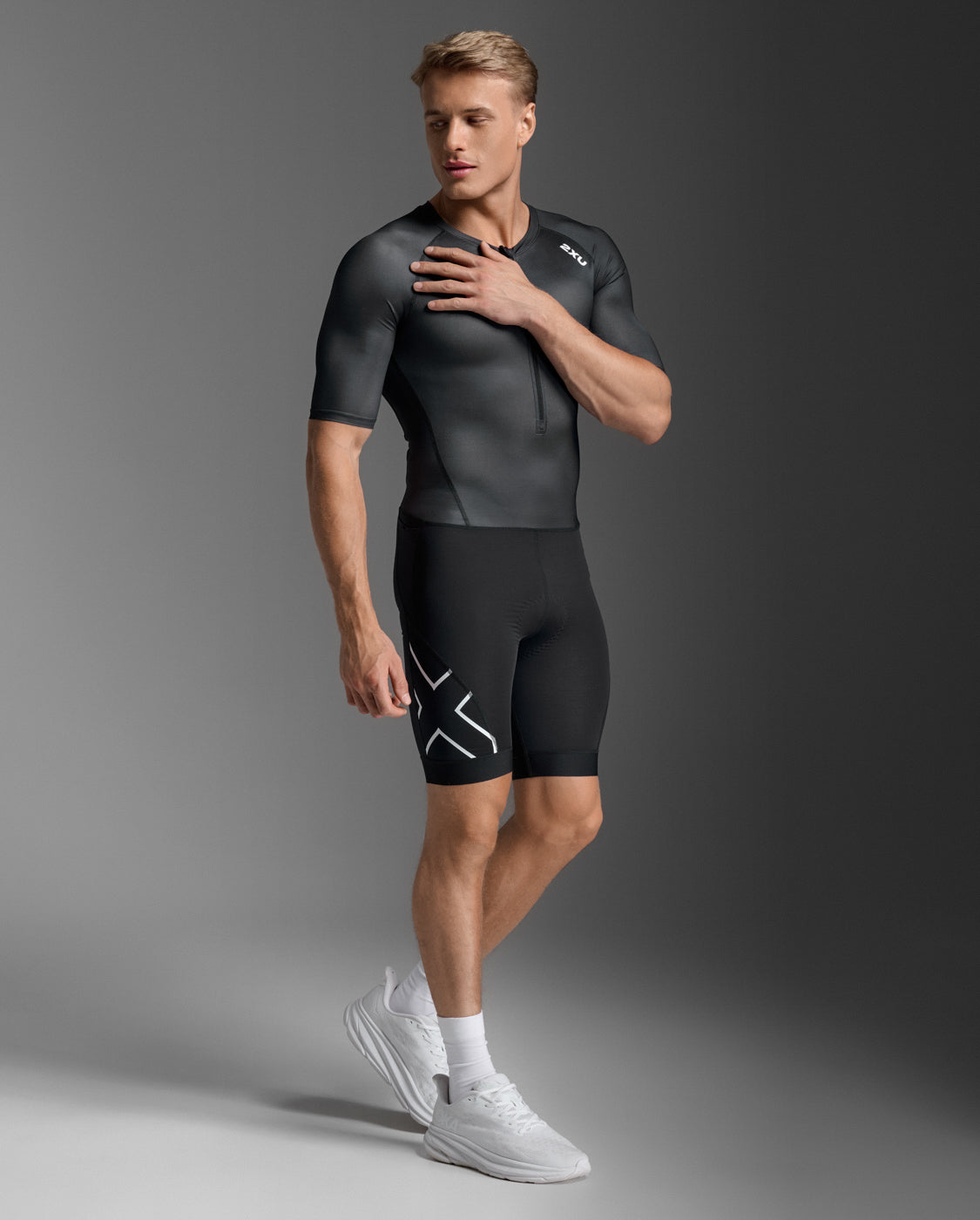 2XU Core Sleeved Trisuit MT7397D Mens Triathlon Suit Compression Lightweight Race Wear
