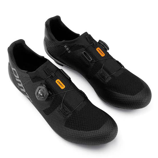 DMT KR3 Black Shoes | Best Cycling Shoes 2026 – Lightweight & High Performance