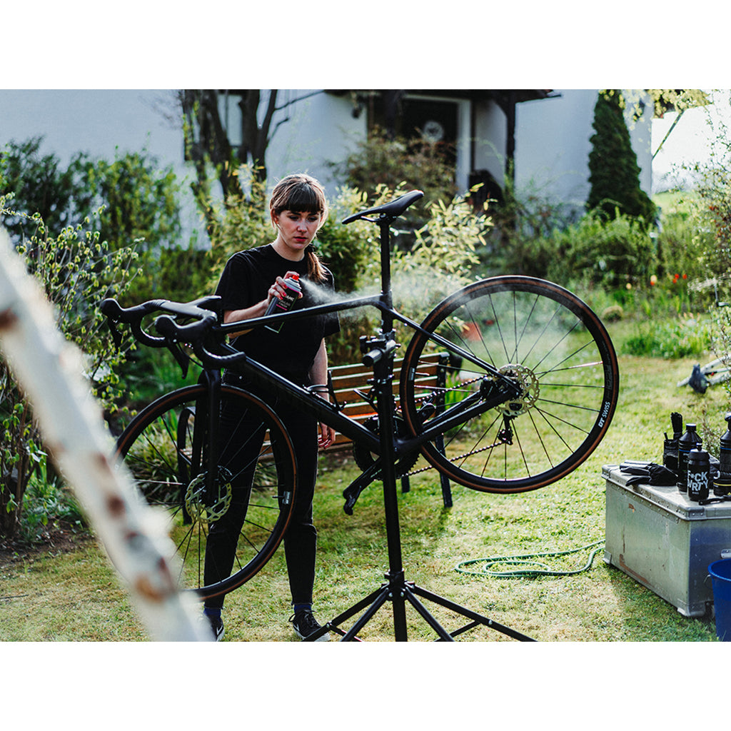 Dynamic Fabulous Finish Silicon Spray Clean bike| Cycling Gears Hub