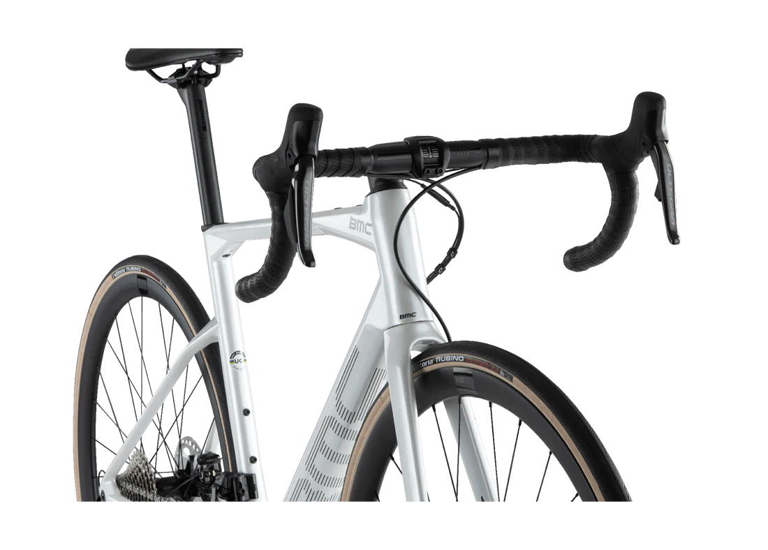 BMC Roadmachine ONE Ultegra Di2 12-Speed | Endurance Carbon Bike