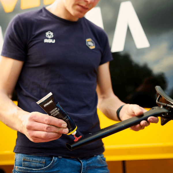 Dynamic Carbon Assembly Paste | Cycling Gears Hub