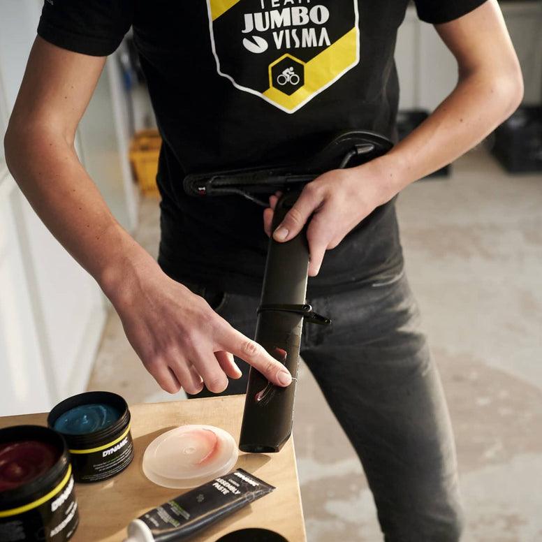 Dynamic Carbon Assembly Paste | Cycling Gears Hub