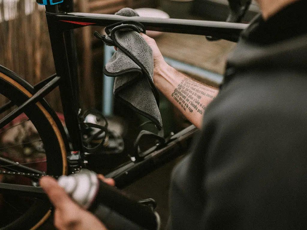 Dynamic Luxury Mirofibre Polishing Cloth | Cycling Gears Hub - Cycling Gears Hub