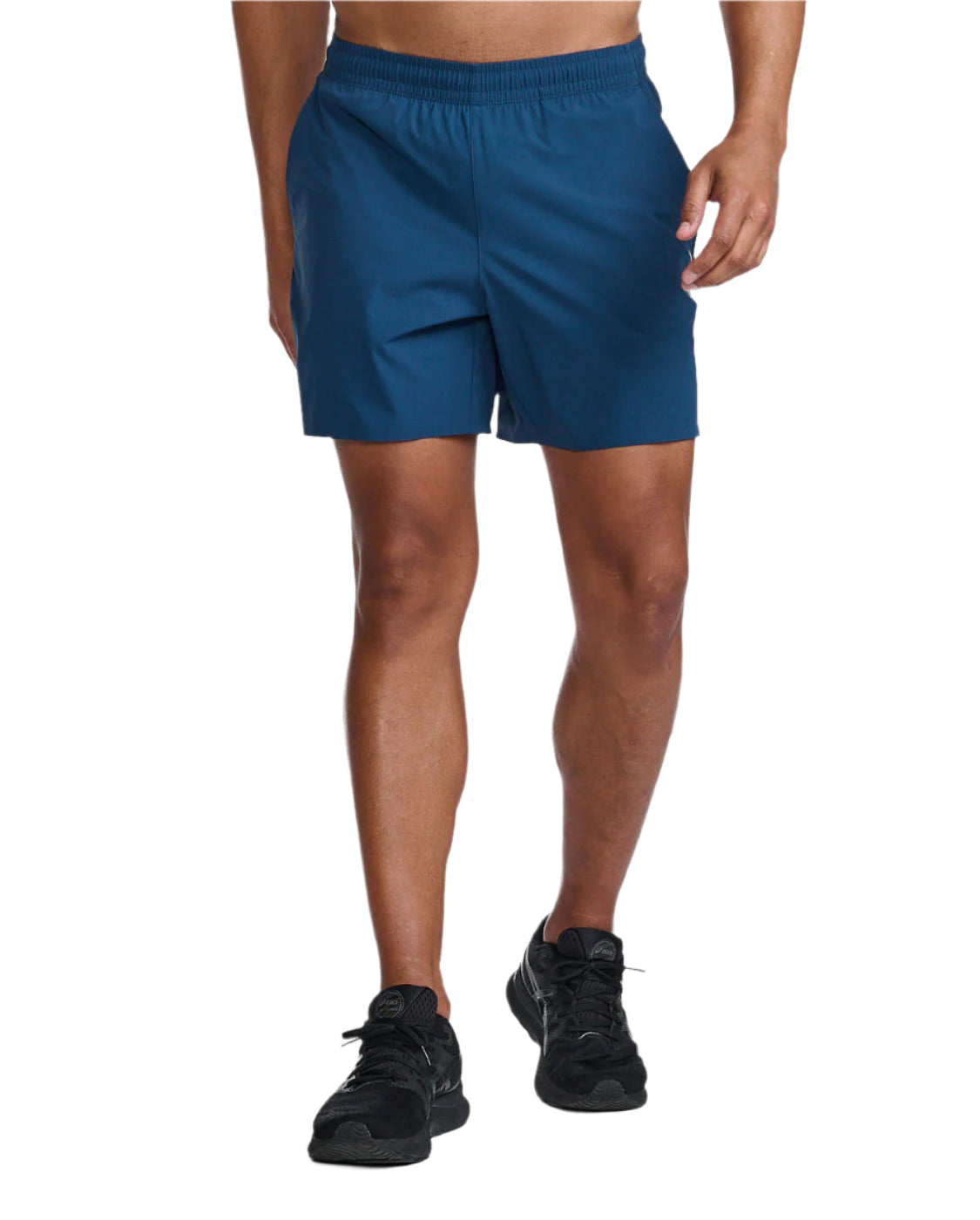 2XU MR6986B Motion 6 Inch Men's Running Shorts (Moonlight/Stormy) | Cycling Gears Hub