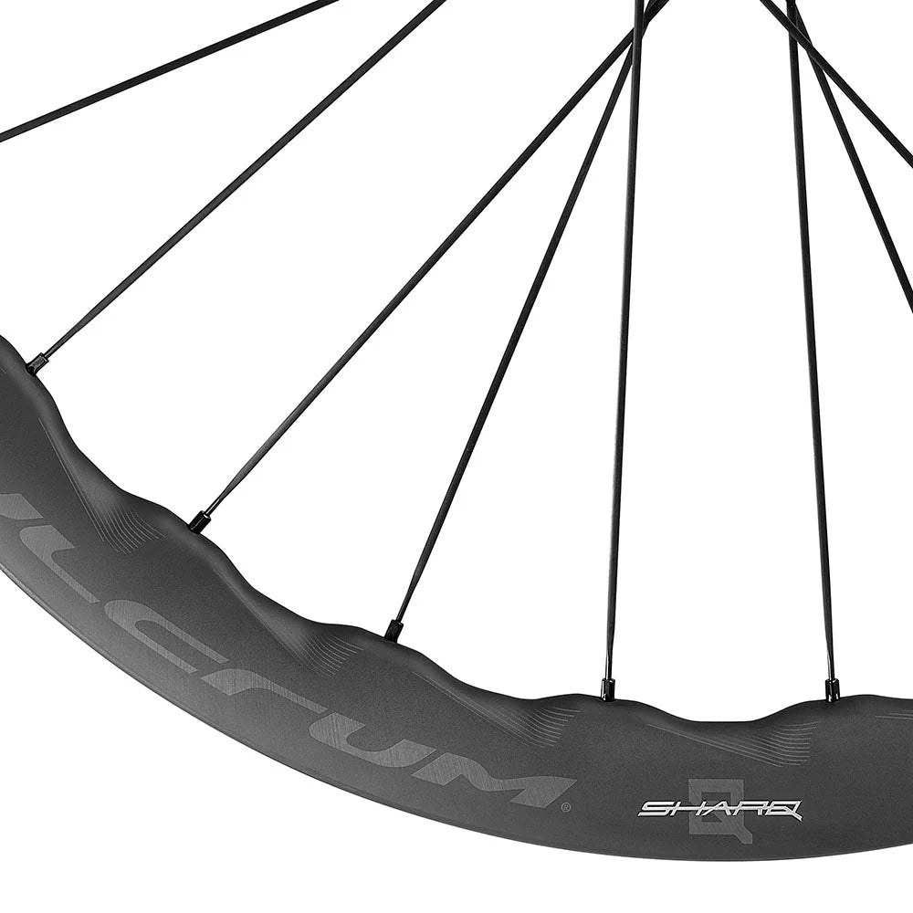 Fulcrum Sharq Carbon Disc Brake Wheelset – Tubeless - Ready, Aero 2 - Wave Design - Cycling Gears Hub