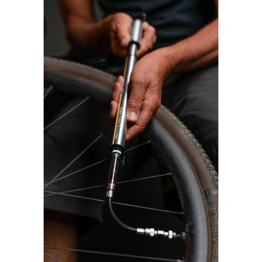 Lezyne Gauge Drive High Pressure Hand Pump (Black) | Cycling Gears Hub - Cycling Gears Hub