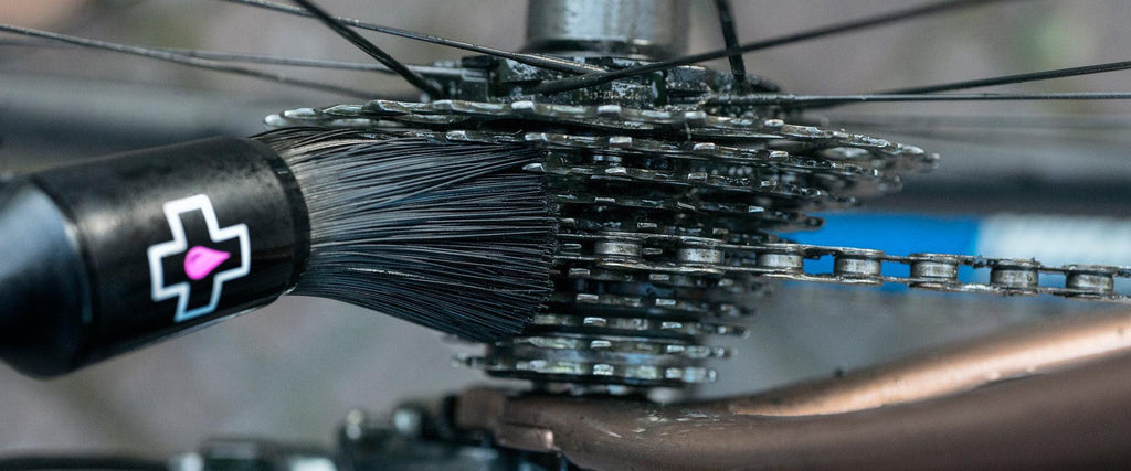 Muc-Off Drivetrain Detailer Brush | Cycling Gears Hub