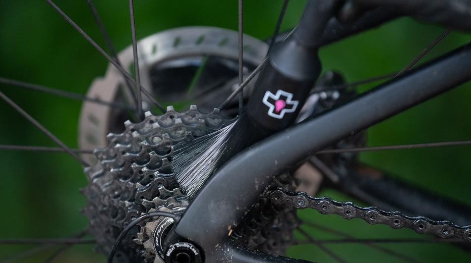 Muc-Off Drivetrain Detailer Brush | Cycling Gears Hub