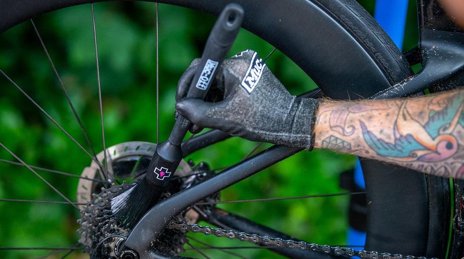 Muc-Off Drivetrain Detailer Brush | Cycling Gears Hub