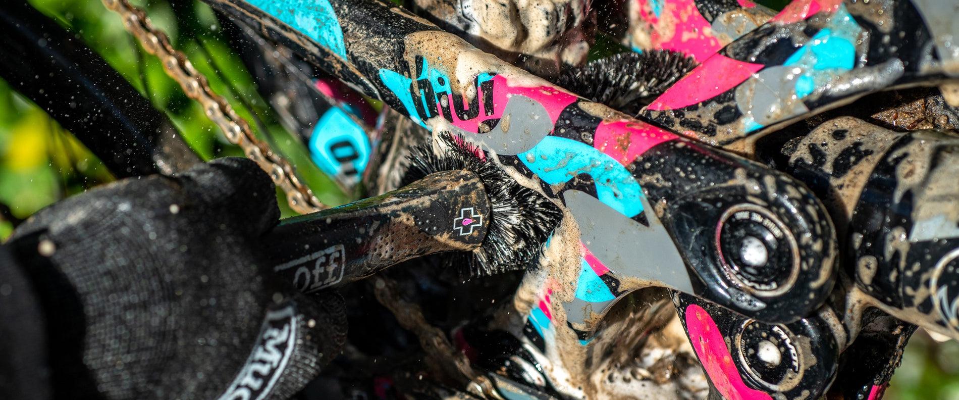 Muc-Off Wheel & Component Brush | Cycling Gears Hub