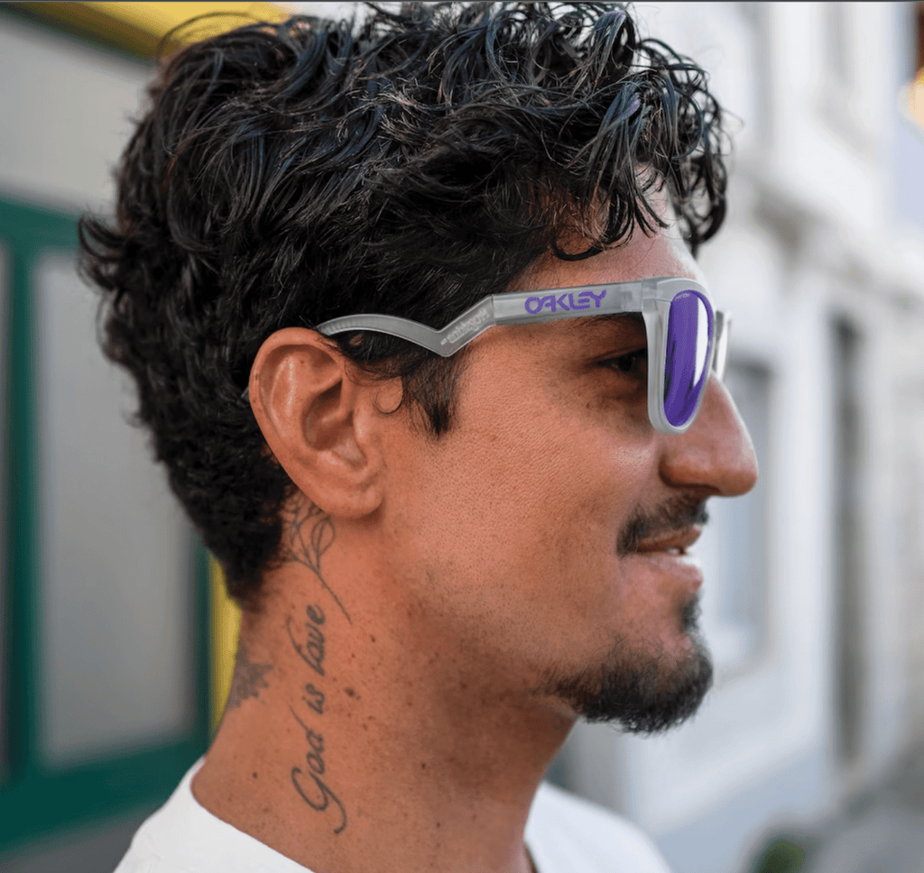 Oakley Frogskins Hybrid - Cycling Gears Hub