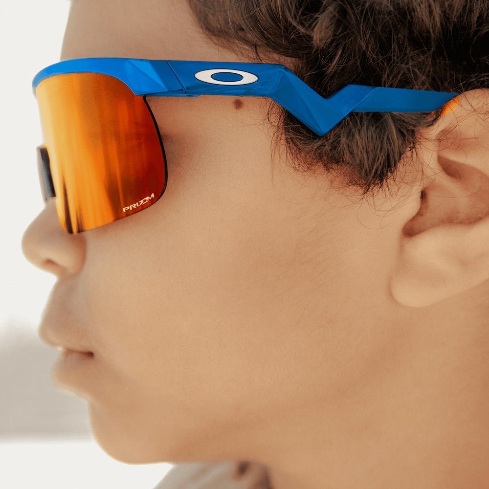 Oakley Resistor with Blue Frame and Prizm Ruby Lens - Cycling Gears Hub
