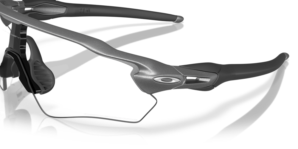 Oakley sunglass Radar® EV S Path clear to black iridium photochromic Lenses with steel Frame - Cycling Gears Hub