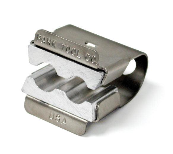 Park Tool Axle Vise | Cycling Gears Hub - Cycling Gears Hub