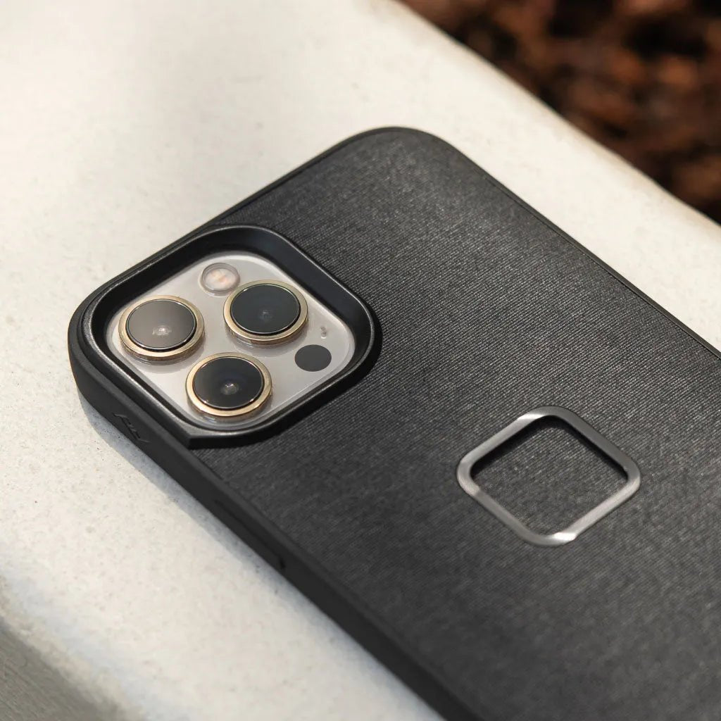 Peak Design iPhone 13 Pro Everyday Phone Case (Charcoal) | Cycling Gears Hub - Cycling Gears Hub