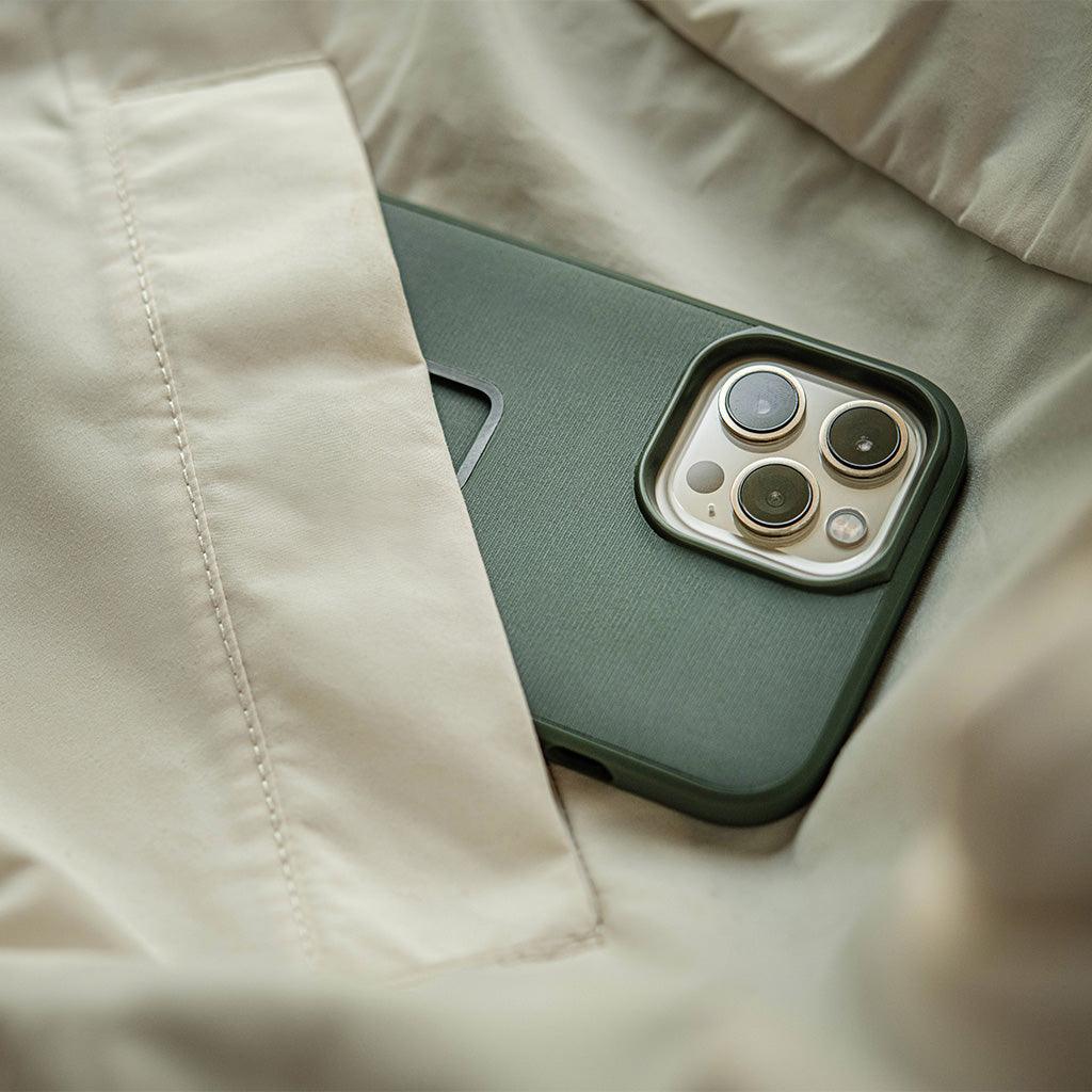 Peak Design iPhone 14 Everyday Phone Case (Sage) | Cycling Gears Hub - Cycling Gears Hub