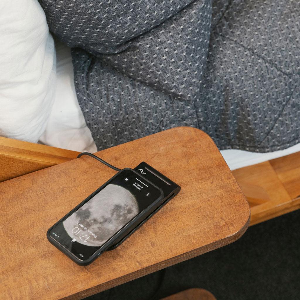 Peak Design Mobile Wireless Charging Stand (Black) | Cycling Gears Hub - Cycling Gears Hub