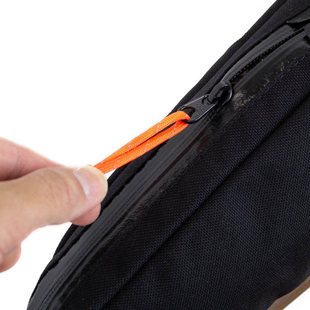 Restrap Bolt - on Top Tube Bag (Black) | Cycling Gears Hub - Cycling Gears Hub
