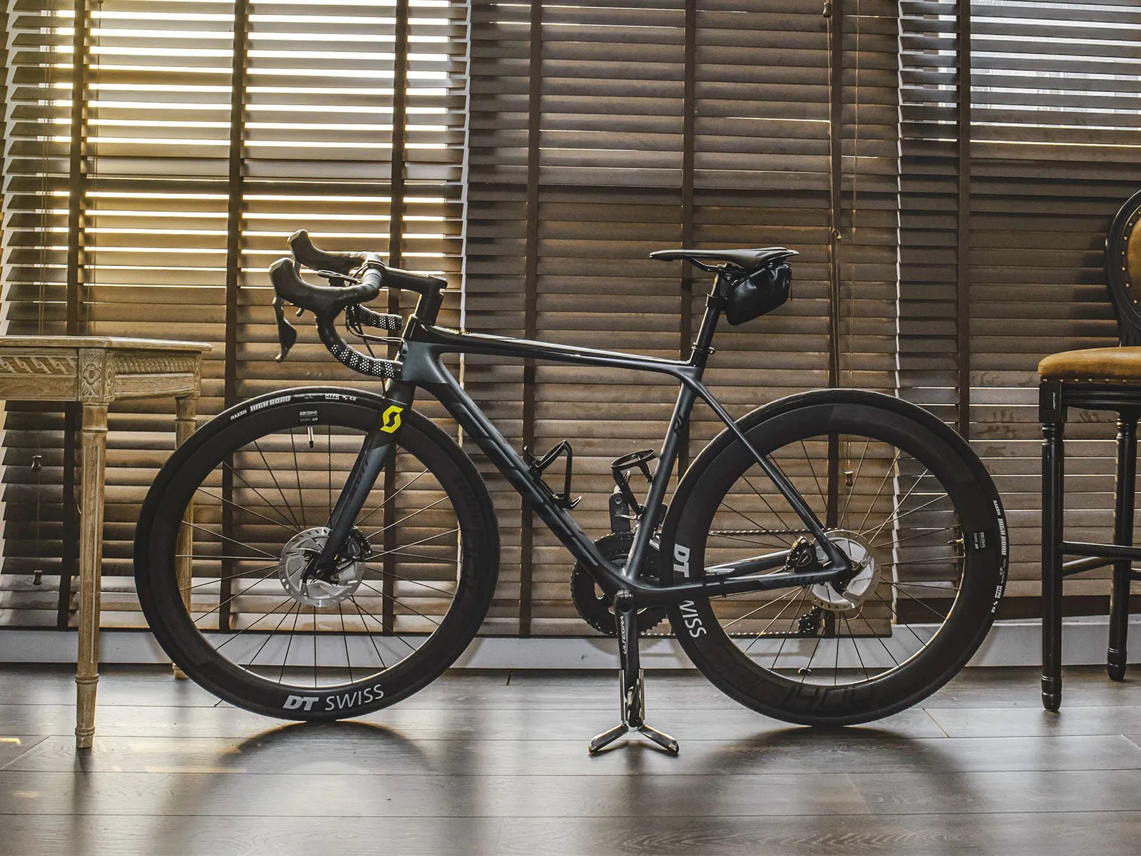 Topeak Flashstand Slim X Display Stand | Cycling Gears Hub - Cycling Gears Hub