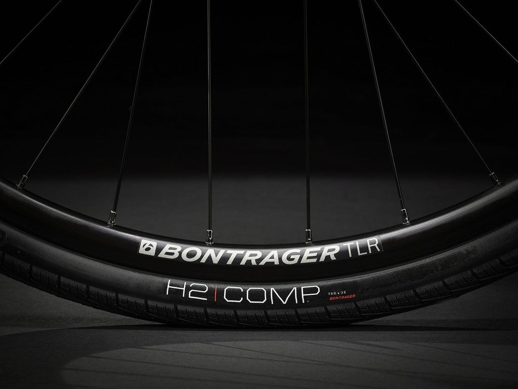 Trek FX 3 Disc (Viper Red to Cobra Blood Fade) | Cycling Gears Hub
