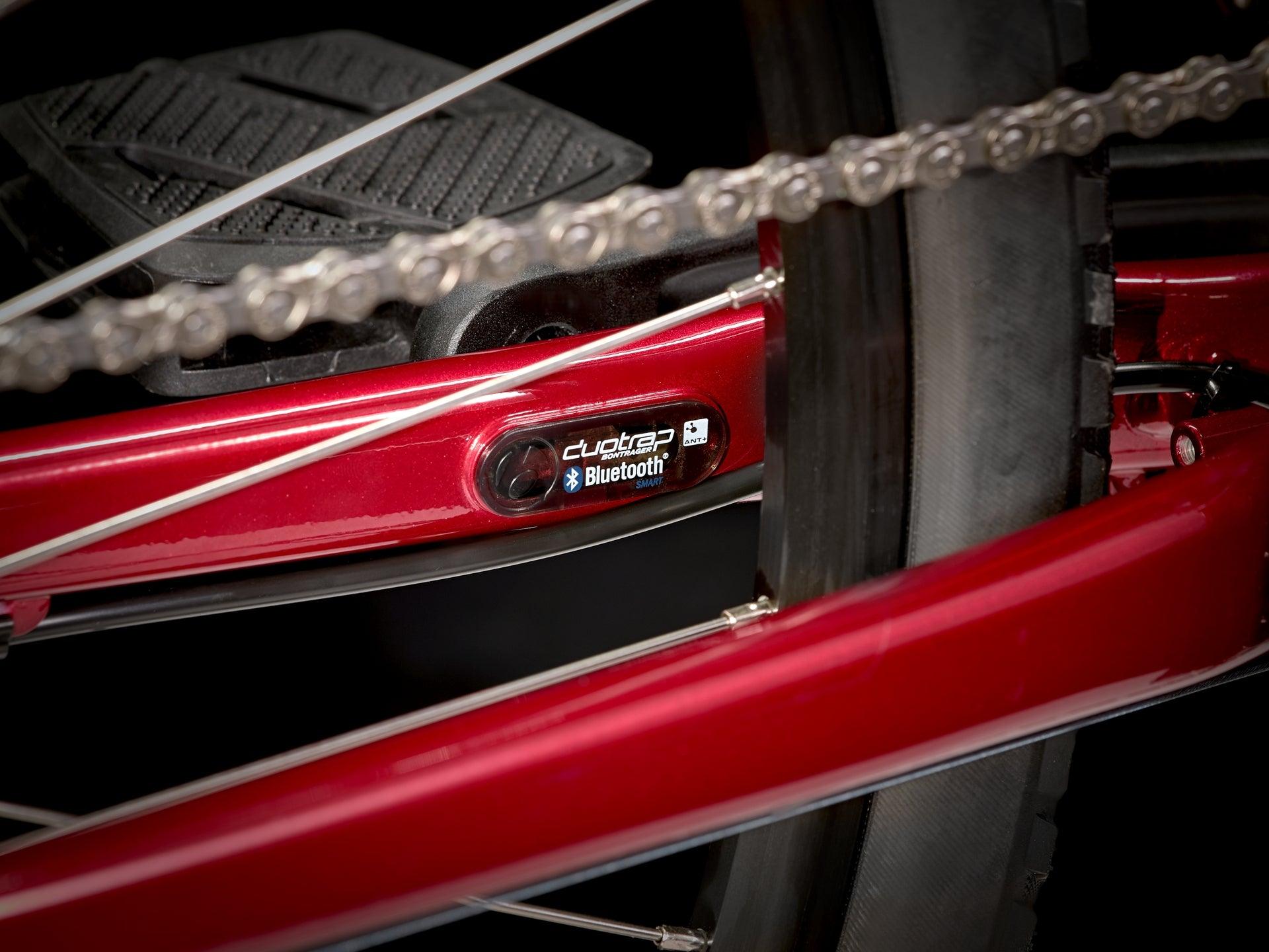 Trek Verve 2 Disc Hybrid (Rage Red) | Cycling Gears Hub