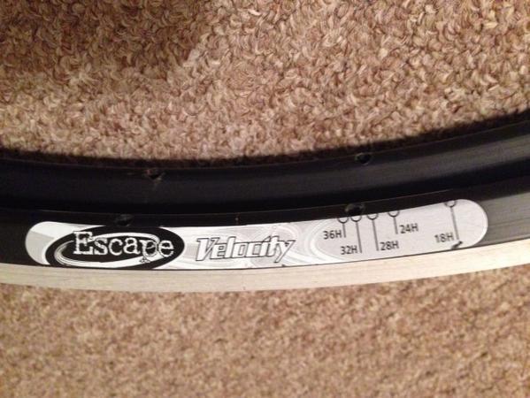 Velocity Escape MSW 700c Rim Brake Rim (Black/Silver) | Cycling Gears Hub - Cycling Gears Hub